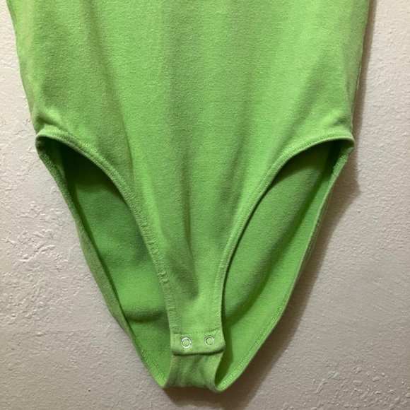 Vintage J.X.P. Designs Women's Light Green Short Sleeve Bodysuit Size Medium - Picture 3 of 7